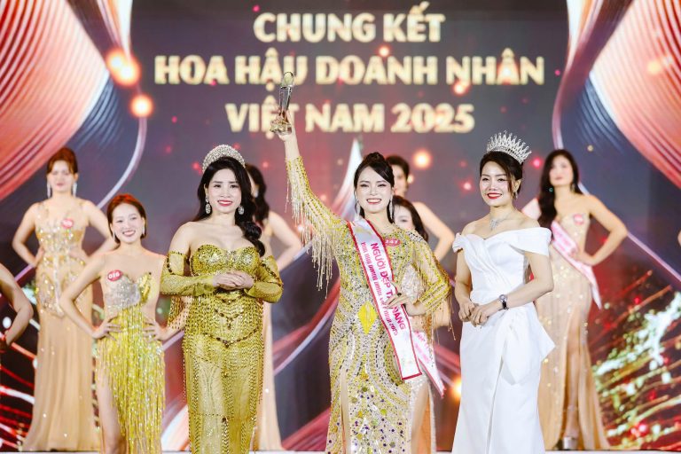 Á Hậu Nguyễn Thị Dung – Chuyên Gia Ngành Thuế Lộng Lẫy Tham Dự Đêm Chung Kết Miss Vietnam Business 2025