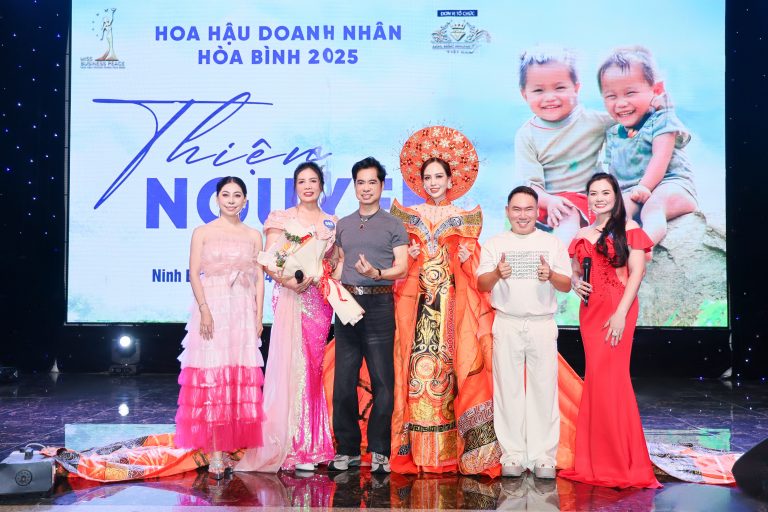 Người đẹp Tuyên Quang gây xúc động khi sở hữu Vedette “Trống đồng Đại Cồ Việt” vì cộng đồng